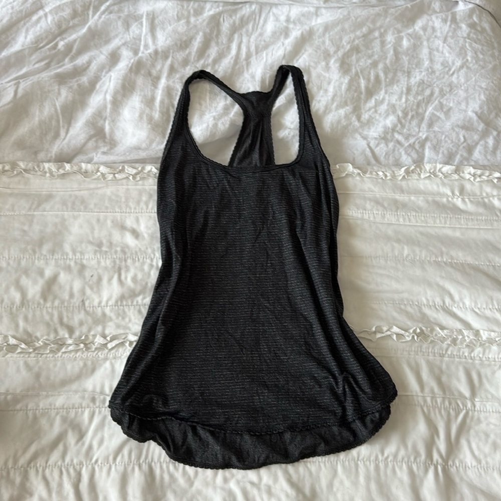 Lululemon tank top